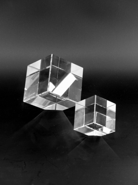 Corner Cut Würfel